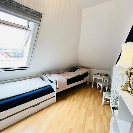 Luna -3 Schlafzimmer, Waschmaschine, Kueche, Wlan, Ca 15 Min Bis Zum Europa Park, *