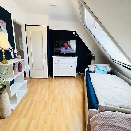 Luna -3 Schlafzimmer, Waschmaschine, Kueche, Wlan, Ca 15 Min Bis Zum Europa Park, Appartement Malterdingen