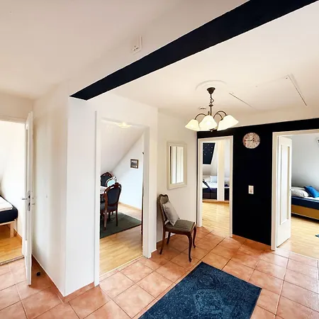 Luna -3 Schlafzimmer, Waschmaschine, Kueche, Wlan, Ca 15 Min Bis Zum Europa Park, Apartamento Malterdingen