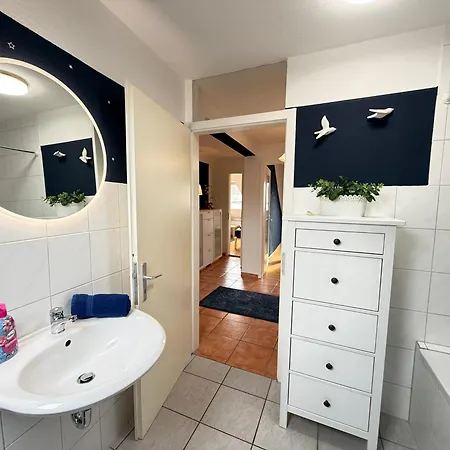 Luna -3 Schlafzimmer, Waschmaschine, Kueche, Wlan, Ca 15 Min Bis Zum Europa Park, * Malterdingen